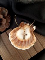 Hollow Out Cross Gold Pendant Necklace - Image 4