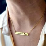 Like Eagles Arabic Bar Necklace Gold Plated - كالنسور