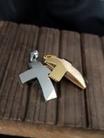 Straight Curve Cross Necklace - Image 5