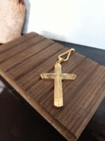 Triangle Edges Cross Gold Necklace - Image 4