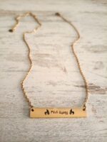 Victorious Arabic Bar Necklace Gold Plated - منتصرة - Image 3